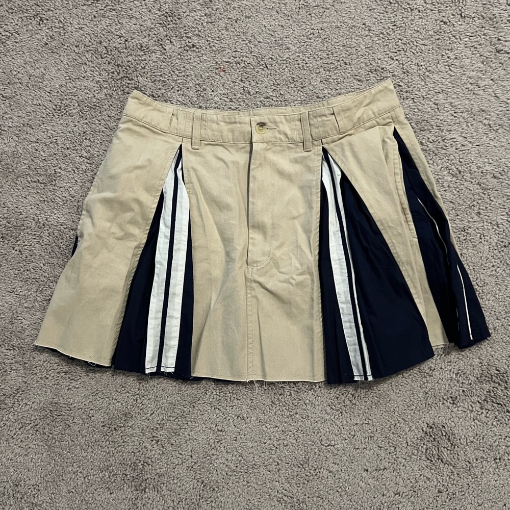 NWT Free People Khaki and Navy Pleated Skirt - Size Large - Picture 2 of 9